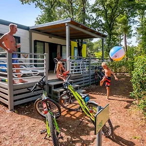 Mobile Homes Bijela Uvala Vacanceselect Poreč